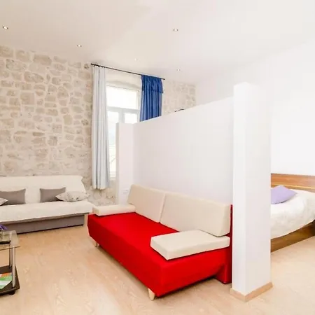 City Lights - Studio With Shared Terrace And City View * Ragusa