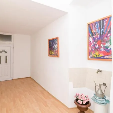 Lejlighed City Lights - Studio With Shared Terrace And City View
